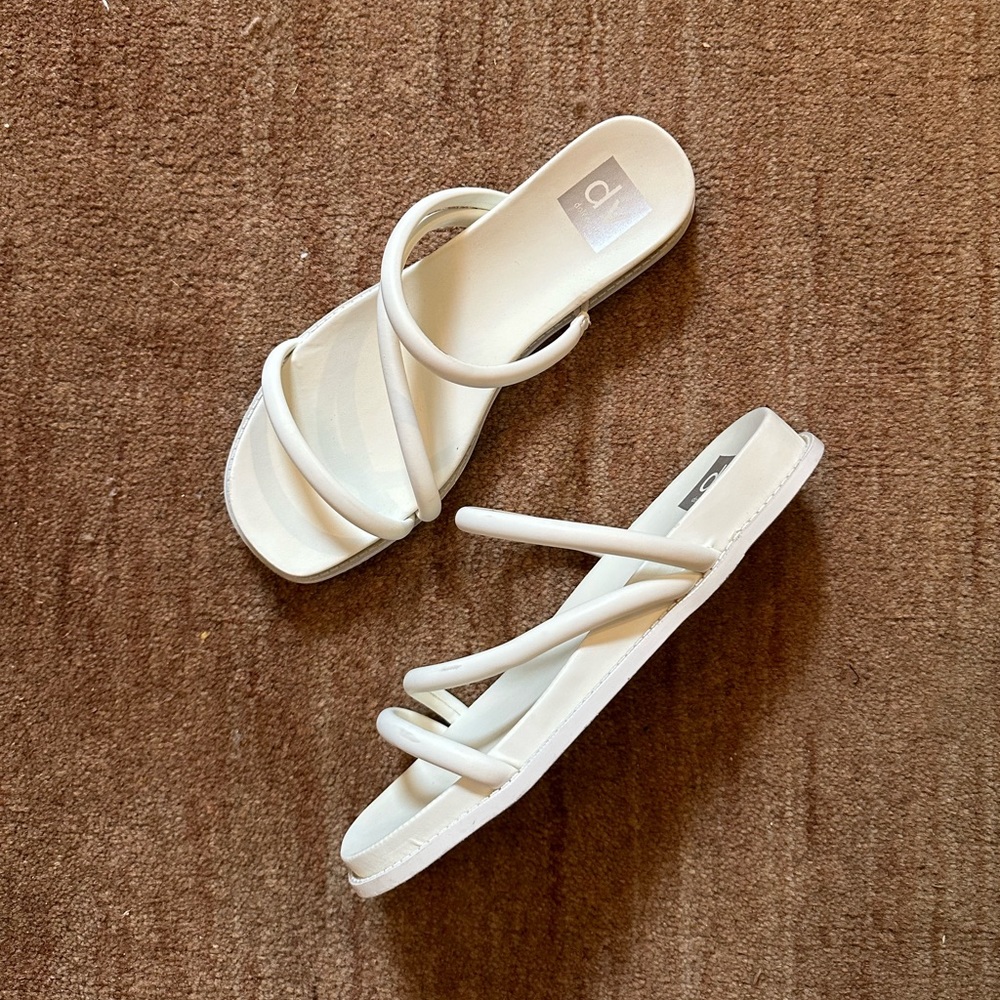 Dolce Vita White Strappy Slide Sandles 8
